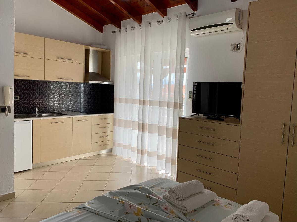 Bardhi Apts Saranda Zewnętrze zdjęcie